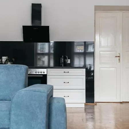 Apartament Spacious Apartment in Krakow Old Town *