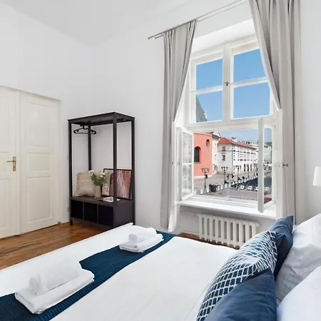Spacious Apartment in Krakow Old Town Kraków