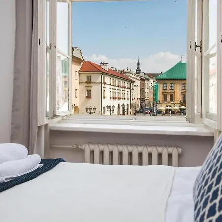 Apartament Spacious Apartment in Krakow Old Town *