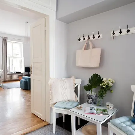 Spacious In Old Town *
