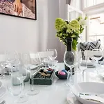 Spacious In Old Town Апартаменты *
